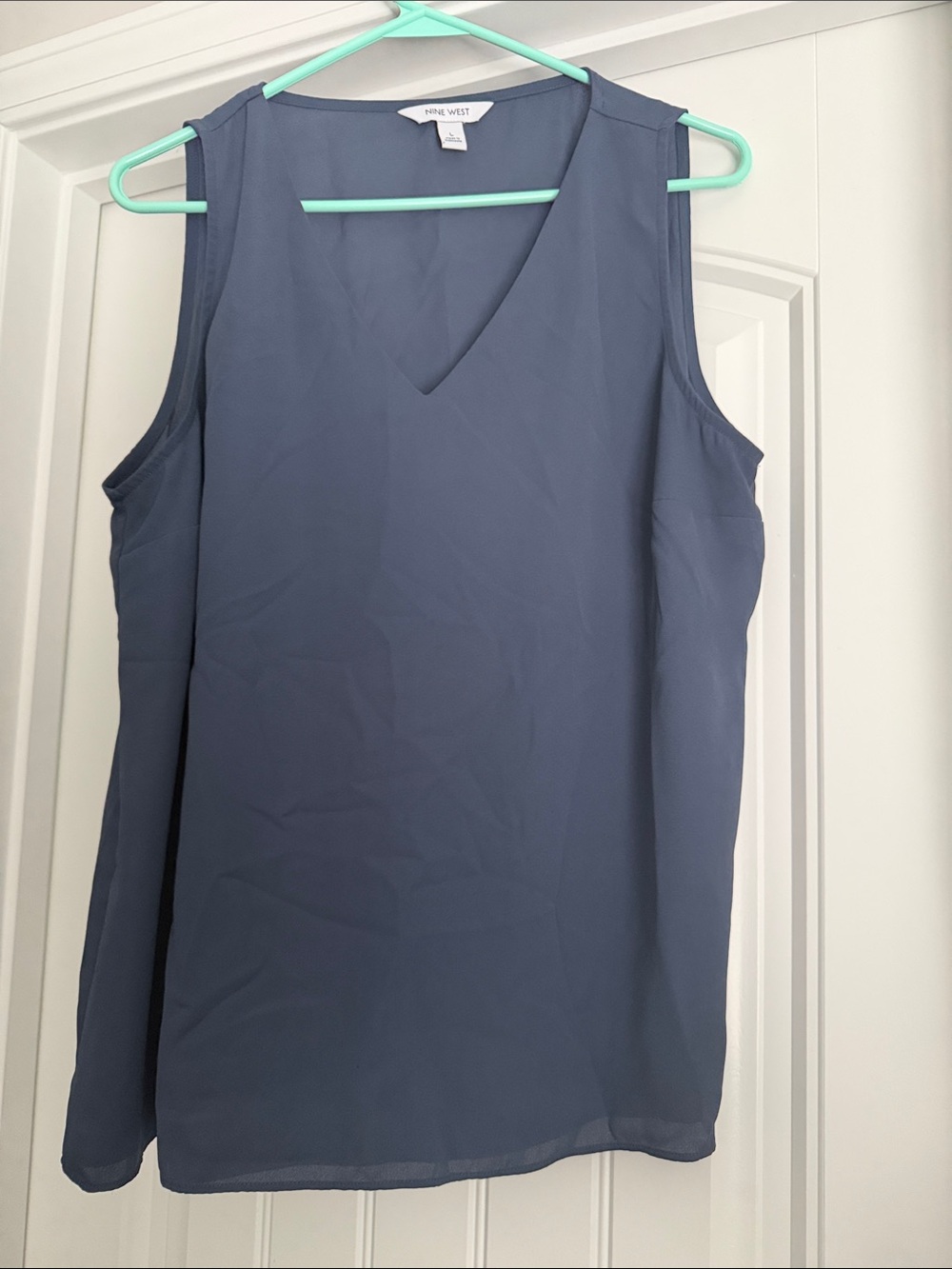 Nine West Slate Blue V-Neck Sleeveless Blouse